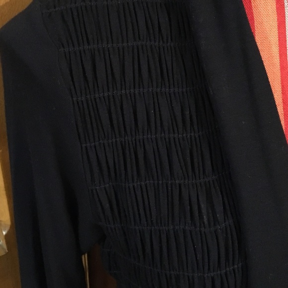 Anthropologie shawl collar top with smocked detail - Picture 3 of 10